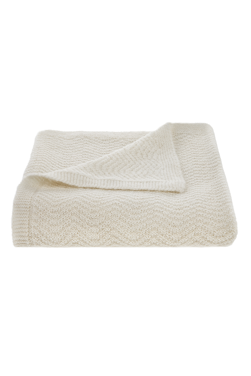 Tuwi wave Knitted light weight blanket in cream